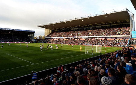 众瞩目的焦 众瞩目的焦